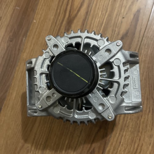 OEM (NEW) Mopar 56029811AA Alternator for 2018-2021 Jeep Wrangler (30% OFF) - Picture 4 of 6