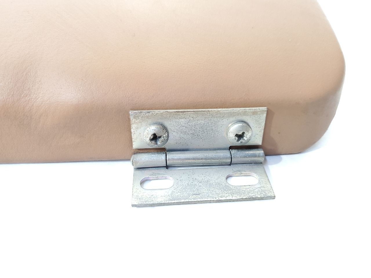 Used Part fits: 1990 Bentley TURBO R Grade A