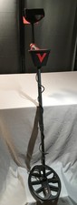 Minelab Vanquish 540 metal detector with Protective cover. Slightly used
