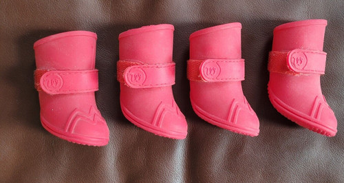 Dog Rain Shoes Dogs Booties Rubber Portable Anti Slip Waterproof Dog Shoes Pink