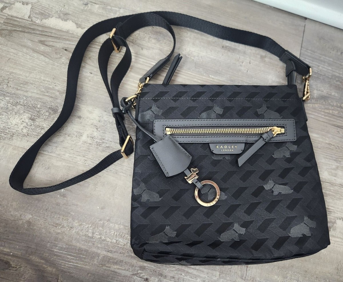 Radley London finsbury park backpack geo dog jacqua Radley Finsbury Park GEO DOG Jacquard Black and Charcoal  main image 4