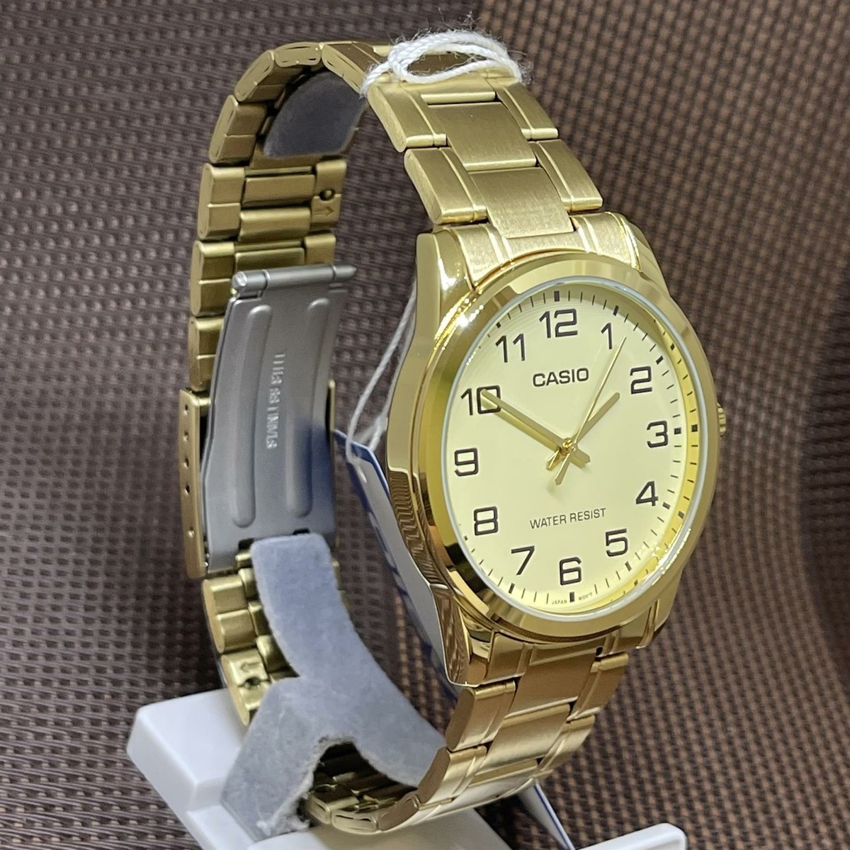 Casio MTP-V001G-9B Orologio Uomo Al Quarzo – Classico Con Cinturino In Acciaio Inox Oro E Cassa In Ottone, Quadrante Bianco Analogico