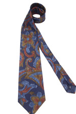 842 ) BRITGHES MEN'S TIE 100% SILK MADE IN USA