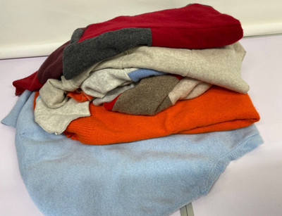 Reines Kaschmir Strick Stoffreste Konvolut gemischte Farben Nähen Basteln 1,3 kg Posten 11