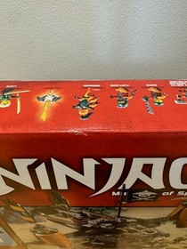 Rare Lego  70605 Ninjago Masters Of Spinjitzu Misfortunes Keep New in Sealed Box