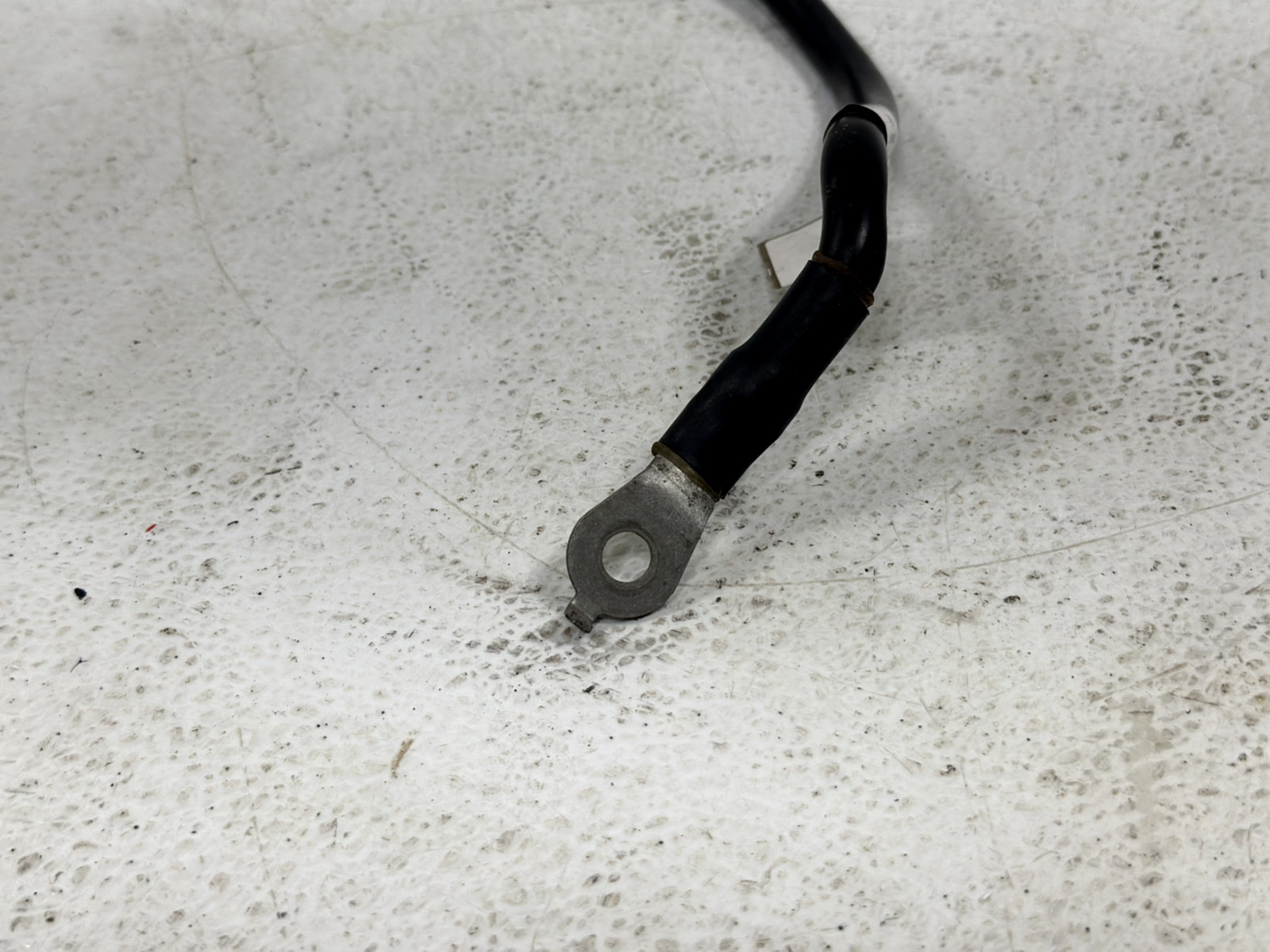 2018 MCLAREN 570S USED ENGINE GROUND WIRE HARNESS W/CABLE BLACK 11M0410CP OEM