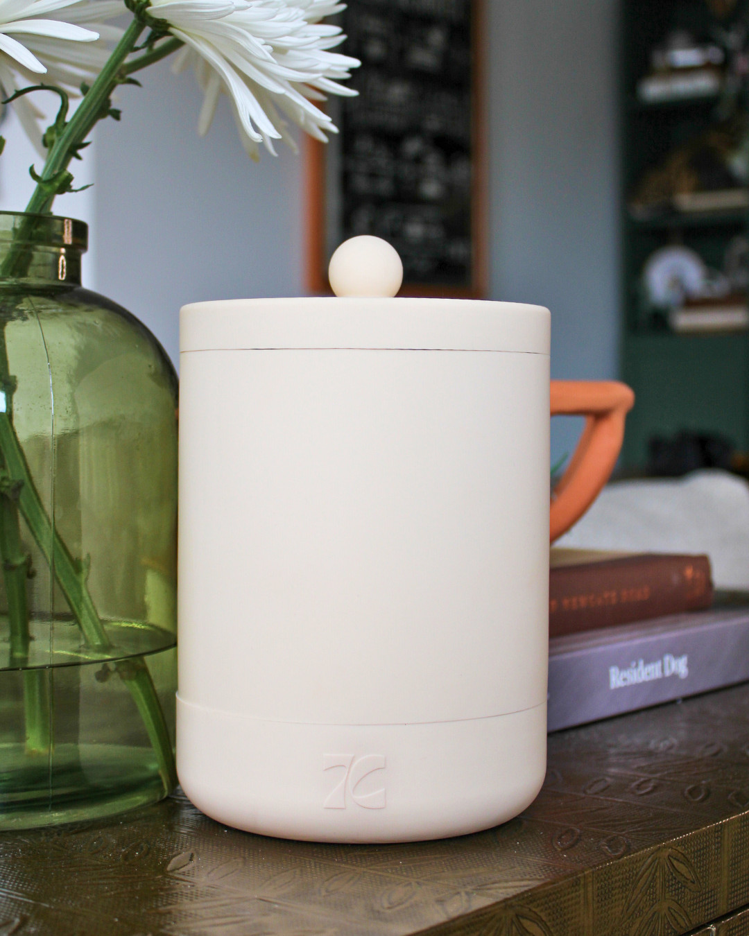W/ Storage (ivory)&ndash; Hides Labels, Matches Home Decor