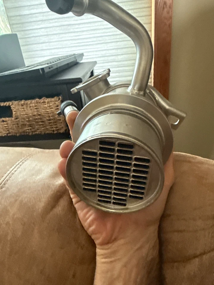 Труба охладителя EGR от оригинального производителя No04L131521G. - Изображение 4 из 4