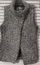 Dylan Anthropologie Los Angeles Grey Sherpa Soft  Snap Button Pockets Vest Sz M