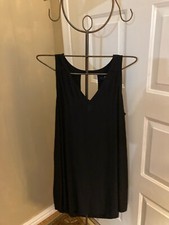 Gap (Small) black sleeveless v-neck back key hole sun dress.