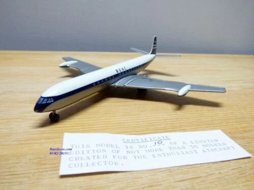 Véhicules miniatures Dinky en édition limitée