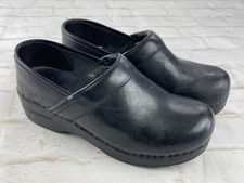 Dansko Women's Clogs Medical Nursing Shoes Women's sz US 6.5-7 / EU 37