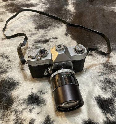 Vintage 1966 YASHICA TL-SUPER with Soligor 1:2.8 f=135mm Lens, Made in Japan
