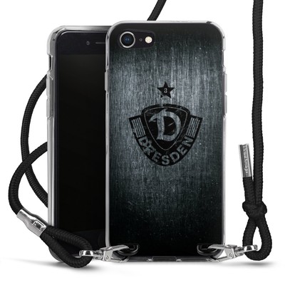 DeinDesign Hülle mit Band Handykette Apple iPhone 7 Dynamo Scratch Black