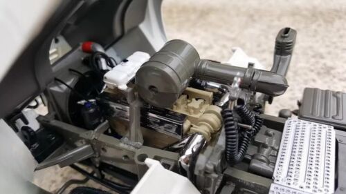 Camión escala 1/24 HOWO 336 blanco diecast modelo de coche juguete colección regalo - Imagen 6 de 8