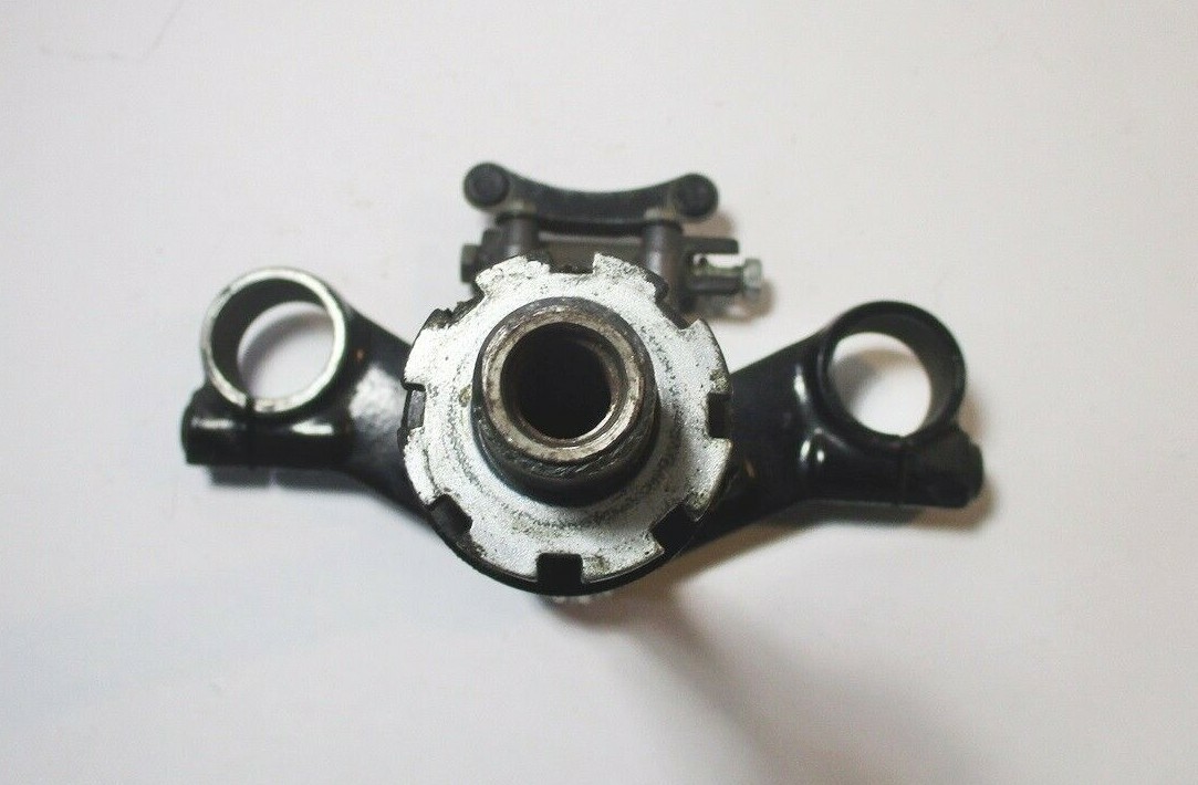 aページ Amazon.com: Used Rear Bumper Module 84007647=23173663