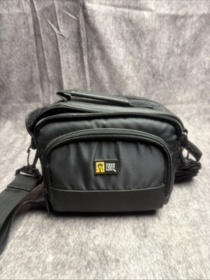 Case Logic Camera Case, Multi Pocket, Zip Around, Handle, 7''