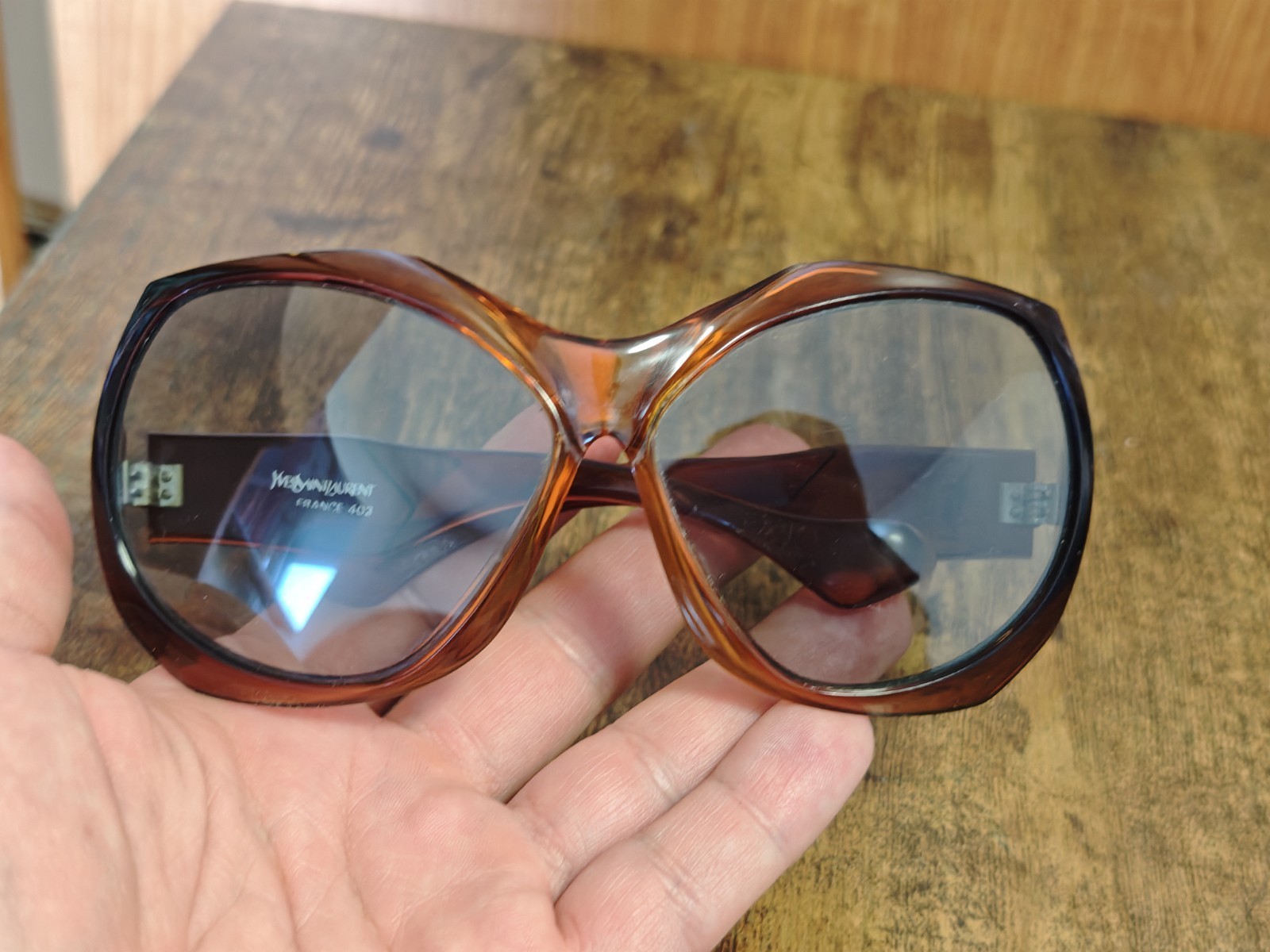 OCCHIALI DA SOLE VINTAGE YVES SAINT LAURENT 403 IN ACETATO MARRONE MADE IN...