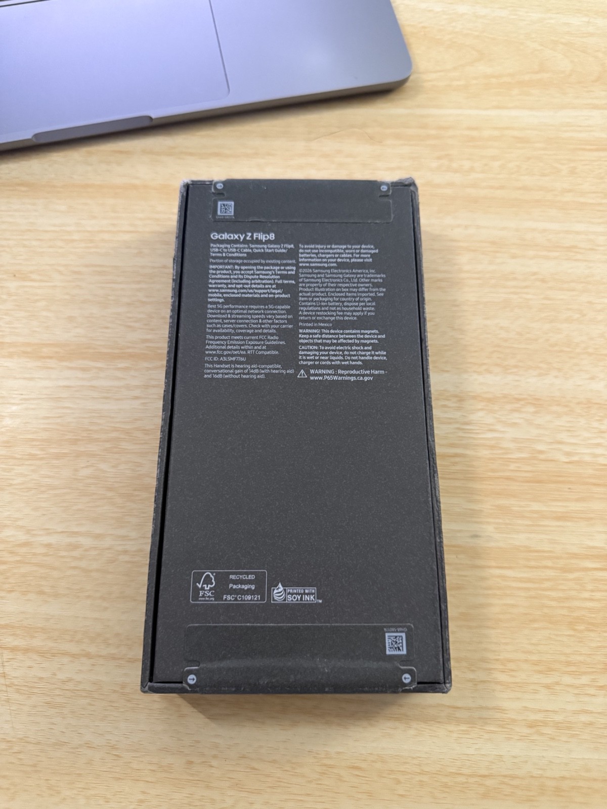 Samsung Galaxy Z Flip 8 - SM-F776U1 - 256 GB - Graphite desbloqueado - Envío gratis, imagen 3