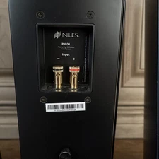 Niles PHD30 Plasma High definition Loudspeakers In Black H 19.5 X W 5 L 6