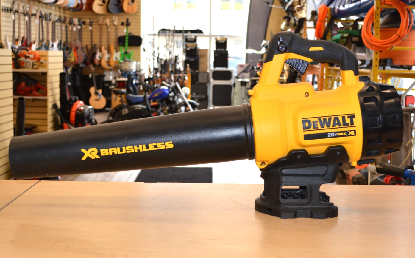 (dcbl720) *pre-owned* Free Shipping