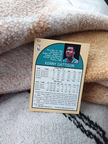1990-91 NBA Hoops - Kenny Gattison #53 (RC) - Picture 4 of 5