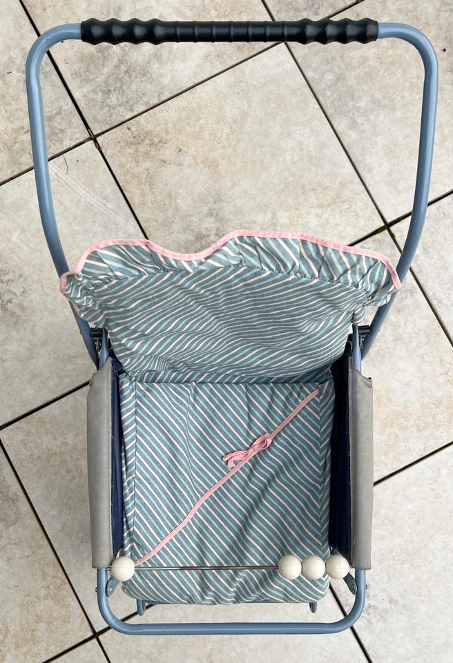 Puppenwagen – Buggy – 1980er Jahre – blau/grau – mit Fußsack – mit Macken - Bild 3 von 4