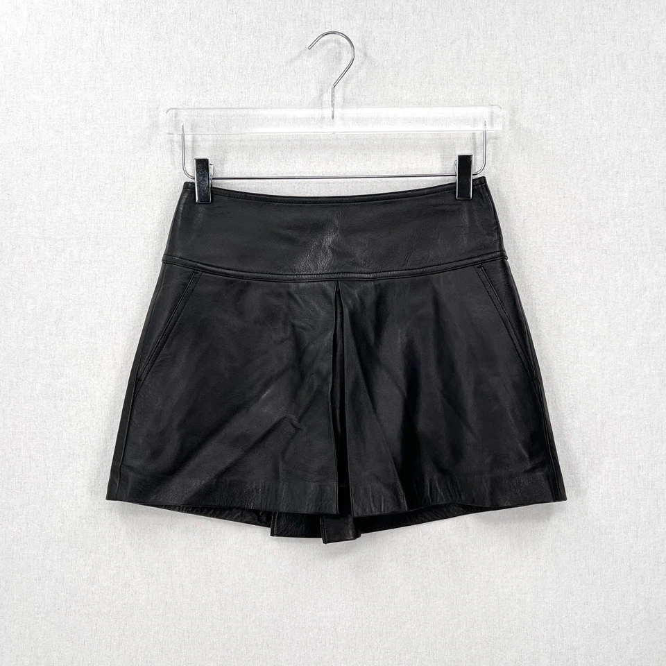 Minifalda T BY ALEXANDER WANG de cuero de cordero para mujer 2 negra plisada central Foto 3 de 4