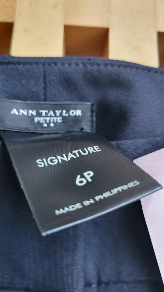 Ann Taylor Petite 6P Signature Ankle Pants Black Chic Comfy & Brand New! NWT - Image 2 of 4