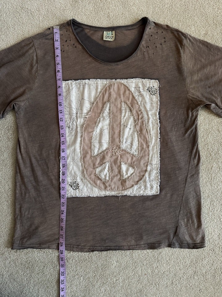 Jaded Gypsy Peace Tattered Tee TShirt Size L/XL Distressed 100 Cotton