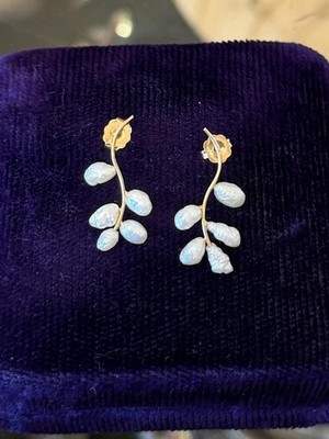 Vintage 14K Gelbgold Barock Süßwasser Perlen Zweig zarte Ohrringe