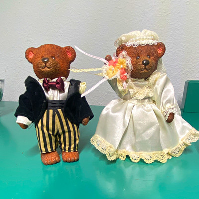 Bride & Groom Teddy Bear Wedding Figurine Set 2-Pack Resin/Fabric