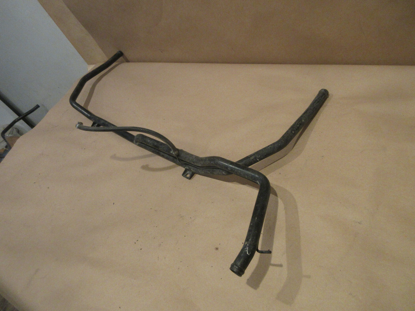 Ferrari 355 - Air Pump Pipe To Engine P/N 164556