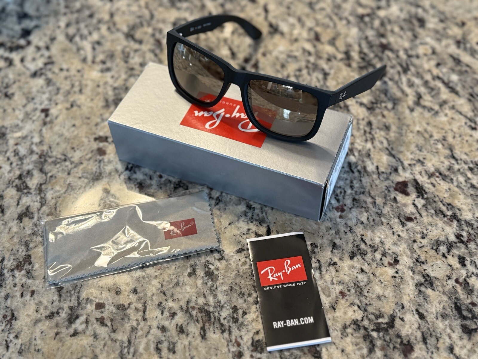 *NEW* Ray-Ban RB4165 JUSTIN Sunglasses - Rubber Black/Light Brown Mirror Gold