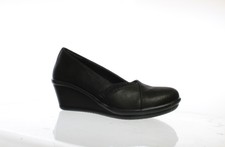 skechers black pumps