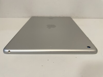 Apple iPad Air 1st Generation 16GB, Wi-Fi, 9.7in - Silver