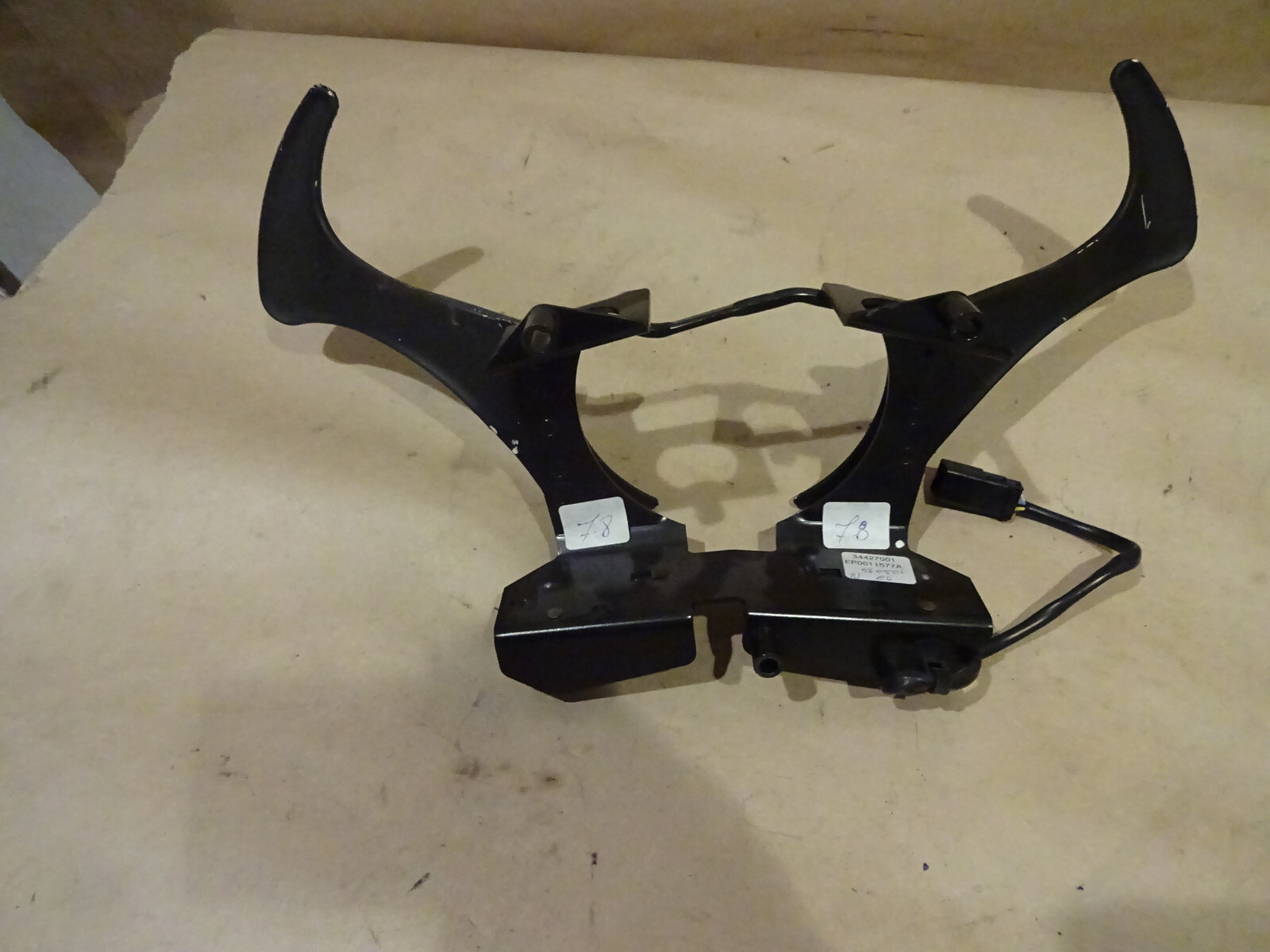 Ferrari 360 - F1 Paddle Lever Assembly  -P/N 176335