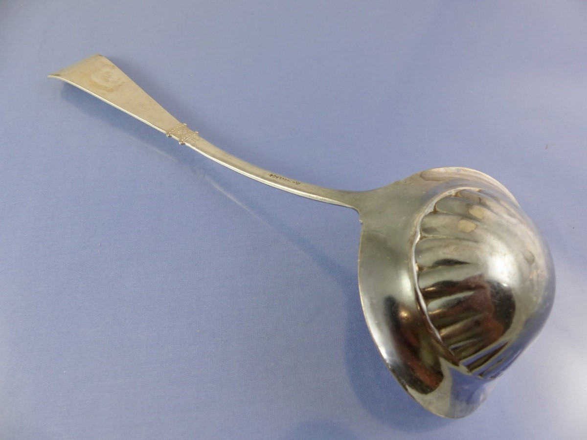 ATHENS 1884 OYSTER LADLE BY WM ROGERS eBay
