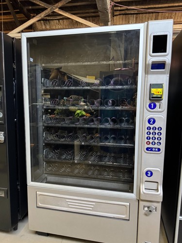 CRANE NATIONAL 181 REFURBISHED 5 WIDE SNACK VENDING MACHINE - SHIPPING INCLUDED