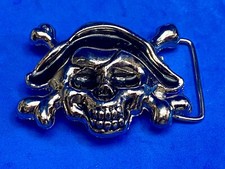 Figural Skull In Pirates Hat Belt Buckle - Perfect For Halloween Costume