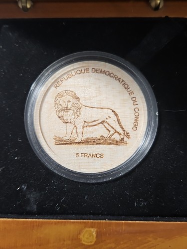 Congo 5 Francs Wildlife Protection Series Gorilla Wood Coin Lion 2005 (KM.#166) - Picture 3 of 4