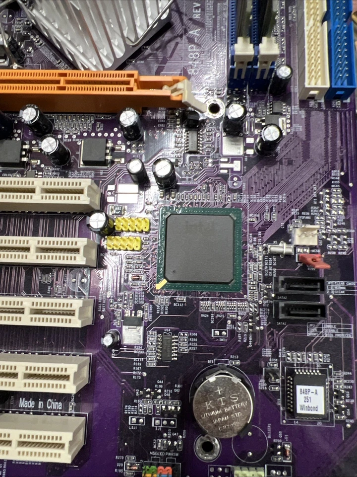 EliteGroup Computer Systems  848P-A , Socket 478 , Intel Motherboard! - Image 3 of 4