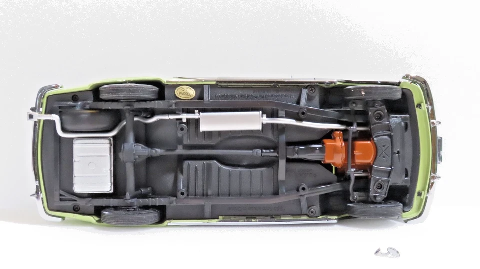 Precision Miniatures 1950 Ford Crestliner scale 1:18 INV# 4807 no box - Image 3 of 4