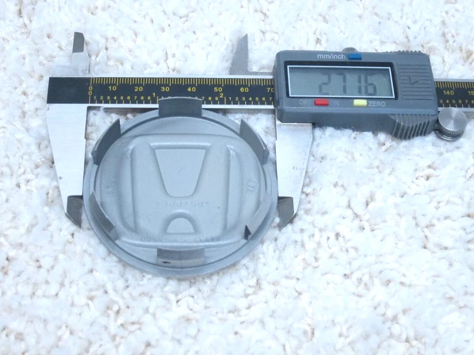 TAPA CENTRAL DE RUEDA HONDA ACCORD, CIVIC, ELEMENT, RIDGELINE OEM 44732SJCA500 #2A-6 Foto 3 de 3