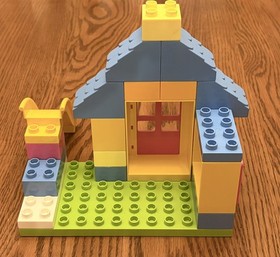 Lego Duplo Disney Doc McStuffins 10606 Backyard Clinic Missing Blanket & Bandage