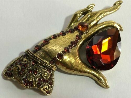 Vintage Style Crystal Fortune Teller Hand Brooch Shawl Pin / Pendant Gold Tone - Picture 2 of 8