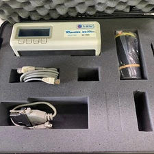 X-RITE SP68 SPECTROPHOTOMETER Reflection Standard Test Plate, Cables