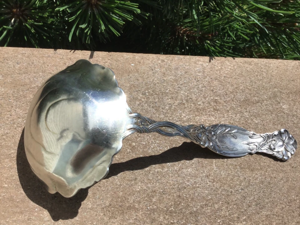 Antiguo servicio Art Nouveau Sterling Frontenac Gravy Simpson Hall & Miller 1903 Foto 2 de 4