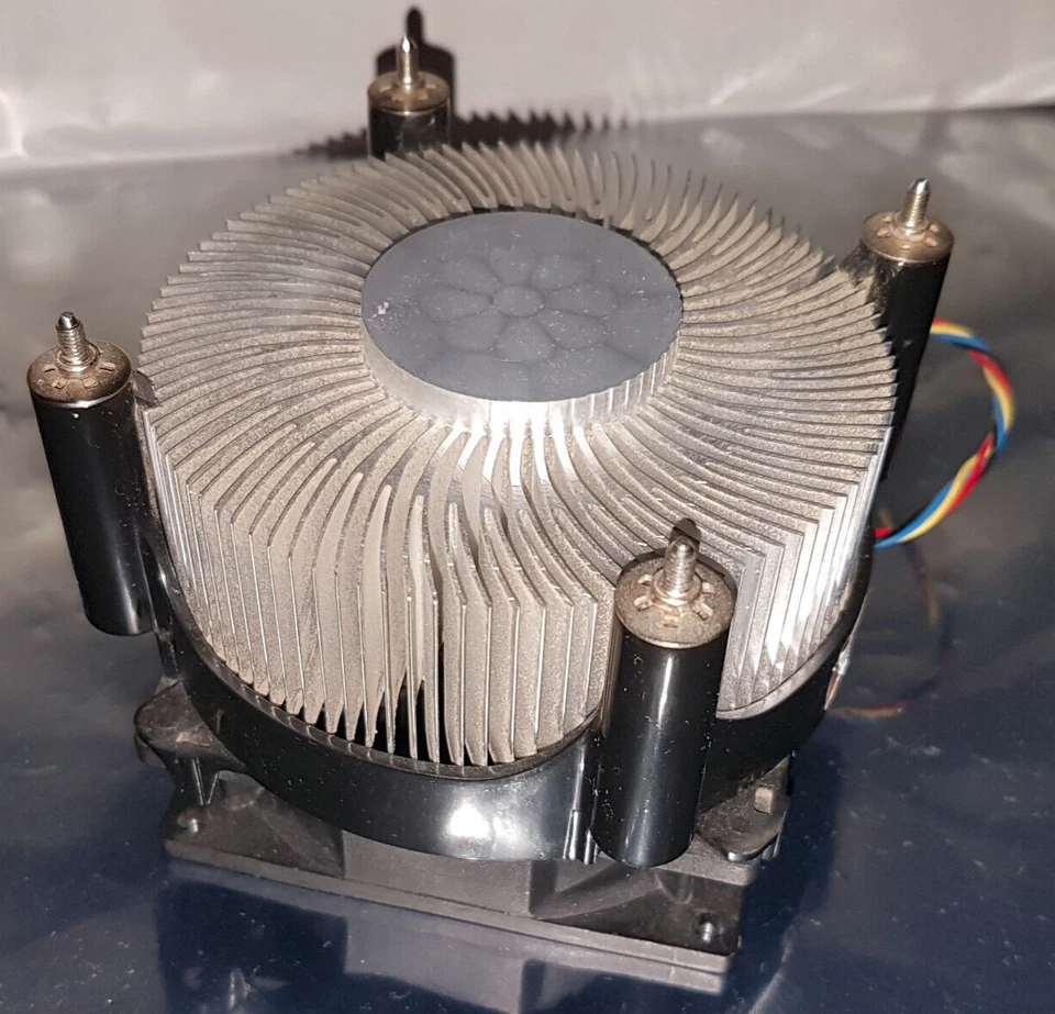 OEM DELL Vostro 230 0C40V2 C40V2 LGA775 Heatsink Fan Assembly 4 Pin CPU Cooler - Image 2 of 2