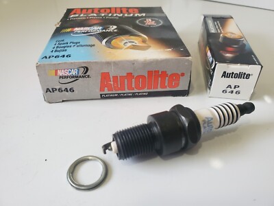 Autolite Platinum Spark Plugs AP646 4 pack NOS
